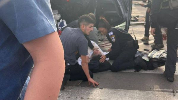 Ben Gvir Injured in overturns car accident near stabbing scene (
