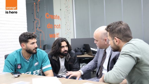 Entrepreneurs of Orange AI Incubator Enjoy Game-Based Learning Experience with Profounders Entrepreneurs of Orange AI Incubator Enjoy Game-Based Learning Experience with Profounders