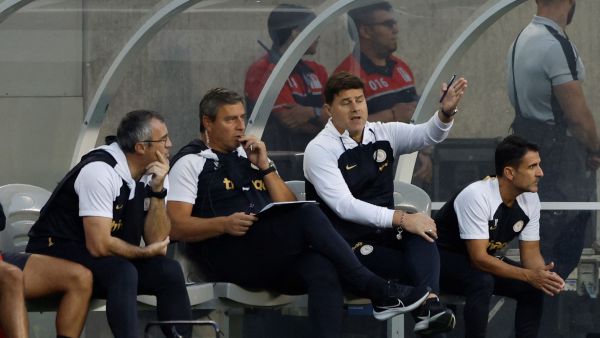 Chelsea's Argentine coach Mauricio Pochettino (R) gestures during a pre-season friendly football match between Chelsea FC and Borussia Dortmund BVB at Soldier Field in Chicago, Illinois, on August 2, 2023. (Photo by KAMIL KRZACZYNSKI / AFP)