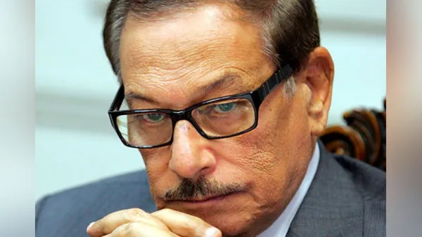 الوزير المصري الراحل محمد صفوت الشريف