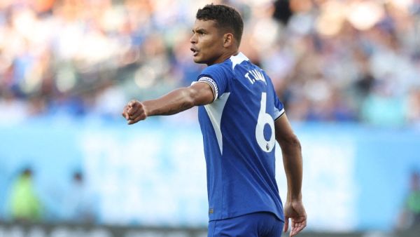 Thiago Silva #6 of Chelsea directs his team during the first half of the pre season friendly match against the Brighton & Hove Albion at Lincoln Financial Field on July 22, 2023 in Philadelphia, Pennsylvania. Tim Nwachukwu/Getty Images/AFP (Photo by Tim Nwachukwu / GETTY IMAGES NORTH AMERICA / Getty Images via AFP)