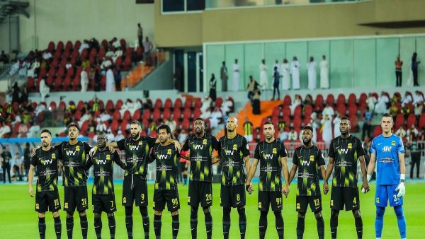 الاتحاد السعودي يستغنى عن أبرز محترفيه في الصيف!!