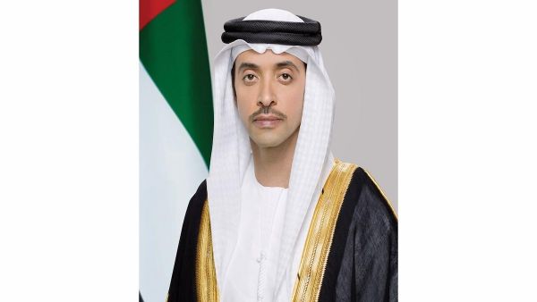 السلطات الإماراتية تعلن عن وفاة الشيخ هزاع بن سلطان آل نهيان منذ لحظات