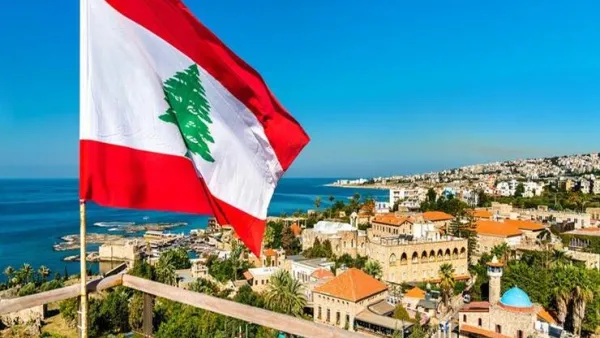 العلم اللبناني