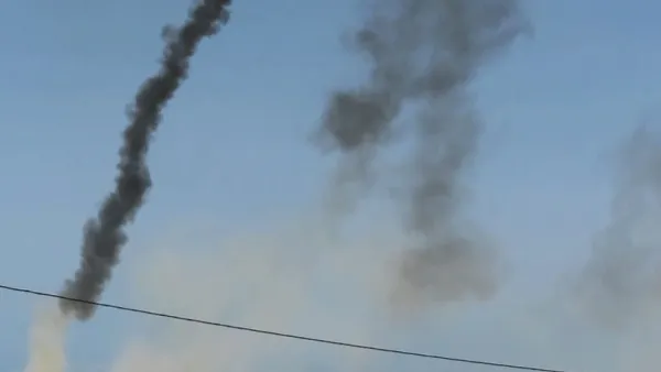 جانب من عملية استهداف موقع كرم أبو سالم العسكري
