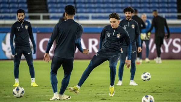 Al Ain’s players takes part in a team training session at Nissan Stadium in Yokohama, Kanagawa prefecture, south of Tokyo, on May 10, 2024, a day before the AFC Champions League final first leg football match between Japan's Yokohama F. Marinos and the UAE’s Al Ain. (Photo by Yuichi YAMAZAKI / AFP)