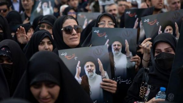 جنازة إبراهيم رئيسي في تبيرز جنازة إبراهيم رئيسي في تبيرز