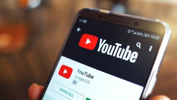 يوتيوب يقدم ميزة جديدة لمستخدميه.. إمكانية تخطي 10 ثوانٍٍٍ من الفيديو