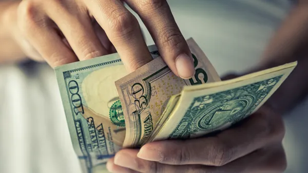 How to Invest 500K for Monthly Income