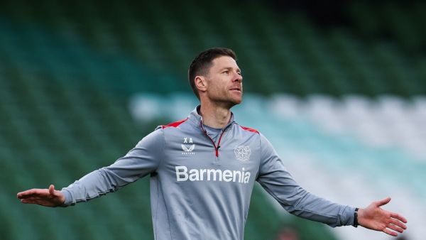 Bayer Leverkusen's Spanish head coach Xabi Alonso reacts as he leads a training session at the Dublin Arena stadium, in Dublin, on May 21, 2024, on the eve of their UEFA Europa League final football match against Atalanta. (Photo by Adrian DENNIS / AFP)