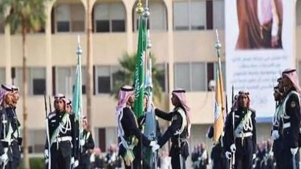 «برابط مباشر» التسجيل في كلية الضباط الجامعيين 1446 والشروط المطلوبة