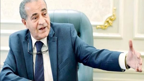 استقالة مفاجئة لمسؤول في وزارة التموين المصرية  استقالة مفاجئة لمسؤول في وزارة التموين المصرية