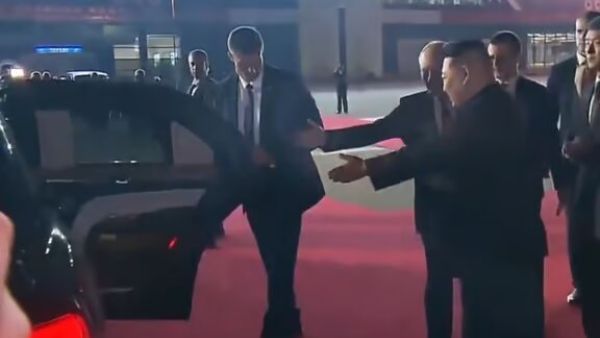 بوتين في ضيافة كيم جونغ أون