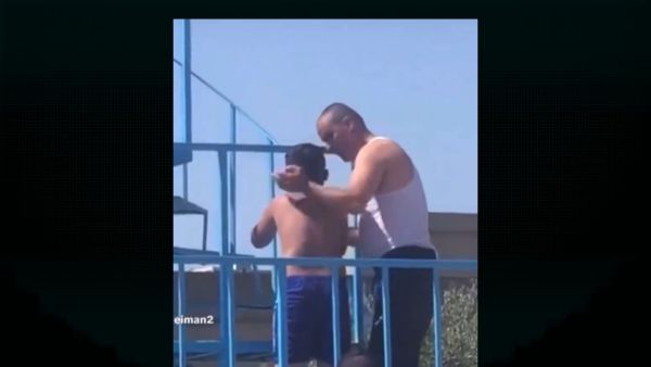 فيديو صادم لرجل يضرب طفلًا في مسبح بلبنان يثير غضبًا واسعًا