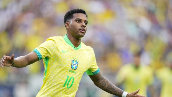 Rodrygo #10 of Brazil celebrates after scoring a goal against the United States during the Continental Clasico 2024 game at Camping World Stadium on June 12, 2024 in Orlando, Florida. Rich Storry/Getty Images/AFP (Photo by Rich Storry / GETTY IMAGES NORTH AMERICA / Getty Images via AFP)
