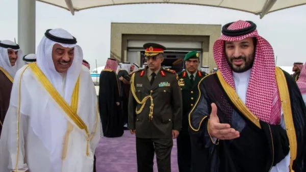 ولي العهد السعودي يستقبل الشيخ صباح خالد الحمد الصباح