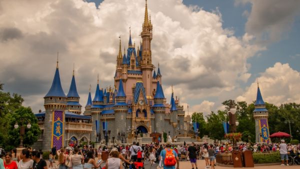Disney 