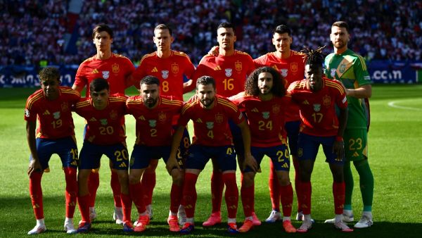 Spain's players pose prior to the UEFA Euro 2024 Group B football match between Spain and Croatia at the Olympiastadion in Berlin on June 15, 2024. (Photo by Christophe SIMON / AFP)