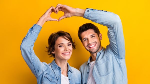 مواقف ومؤشرات تدل على الحب في العلاقة الزوجية مواقف ومؤشرات تدل على الحب في العلاقة الزوجية