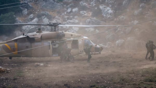 Israeli helicopter evacuating casualties