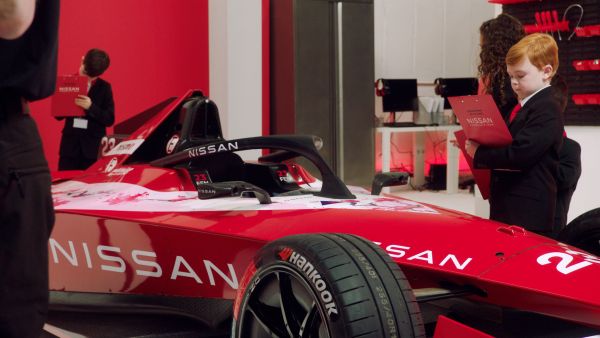 Nissan Formula E Team survey reveals majority of young people excited by the future of electric mobility