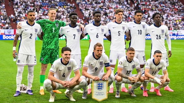 Players of England pose prior to the UEFA Euro 2024 round of 16 football match between England and Slovakia at the Arena AufSchalke in Gelsenkirchen on June 30, 2024. (Photo by INA FASSBENDER / AFP)