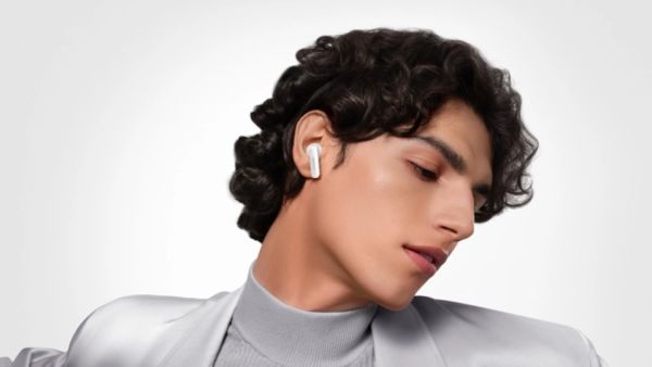 HUAWEI FreeBuds 6i. هواوي تضع معايير جديدة في خاصية الغاء الضجيج في السماعات الأنيقة و القوية HUAWEI FreeBuds 6i