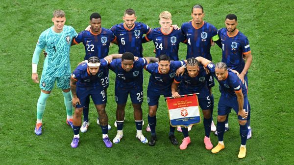 Netherland's players pose for the team photo prior to the UEFA Euro 2024 round of 16 football match between Romania and the Netherlands at the Munich Football Arena in Munich on July 2, 2024. (Photo by THOMAS KIENZLE / AFP)