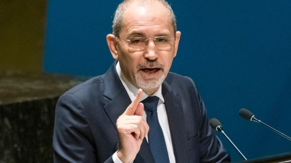 وزير الخارجية الأردني أيمن الصفدي