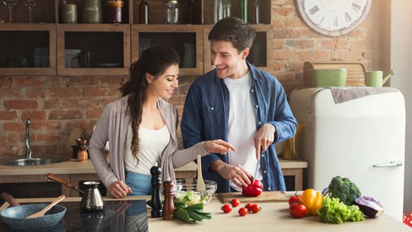Shutterstock couples in 2024