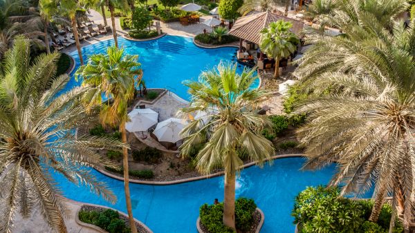 5-stars Ritz Carlton Dubai Hotel