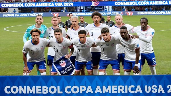 USA's players pose for photos ahead of the Conmebol 2024 Copa America tournament group C football match between Panama and USA at Mercedes Benz Stadium in Atlanta, Georgia, on June 27, 2024. (Photo by EDUARDO MUNOZ / AFP)