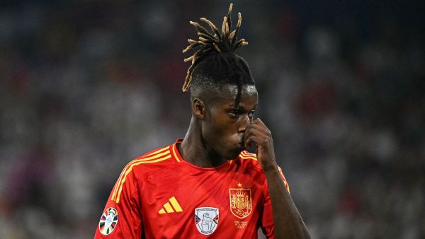 Spain's midfielder #17 Nico Williams reacts to a missed chance during the UEFA Euro 2024 semi-final football match between Spain and France at the Munich Football Arena in Munich on July 9, 2024. (Photo by JAVIER SORIANO / AFP)
