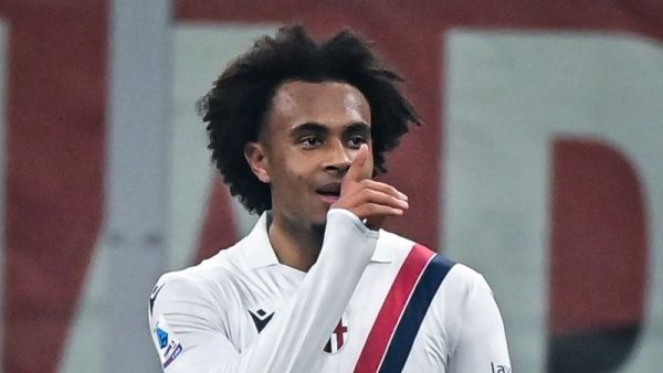 Bologna's Dutch forward #9 Joshua Zirkzee celebrates after scoring the opening goal during the Italian Serie A football match between AC Milan and Bologna at the San Siro Stadium, in Milan on January 27, 2024. (Photo by Piero CRUCIATTI / AFP)