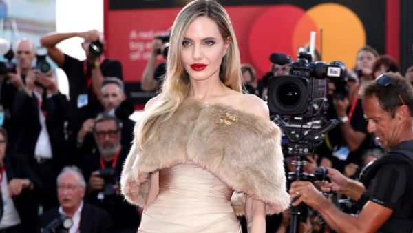 انجلينا جولي