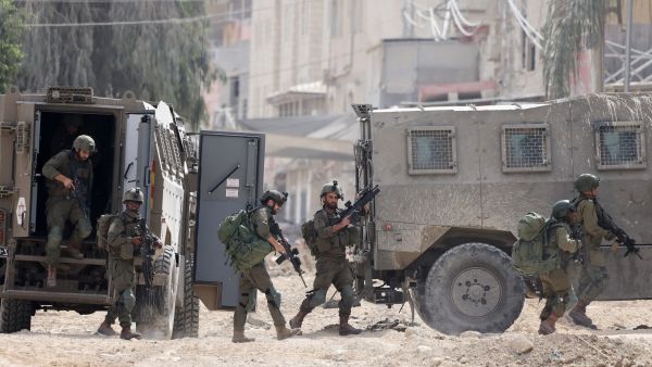 Israeli soldiers 