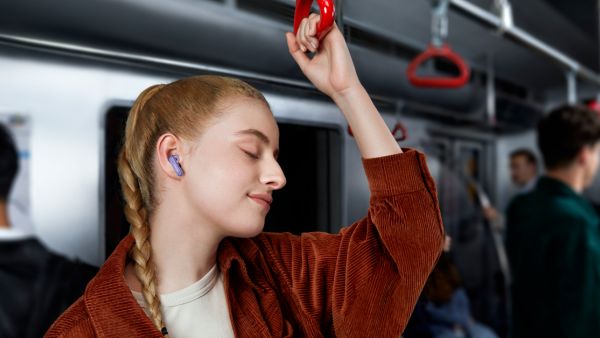 HUAWEI FreeBuds 6i Lead a Quiet Revolution in Affordable Wireless Earbuds