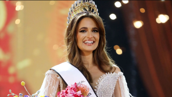 ملكة جمال إفريقيا ميا لوروكس