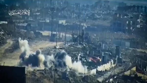 صورة أرشيفية لجانب من استهداف القسام آليات الاحتلال الإسرائيلي في قطاع غزة