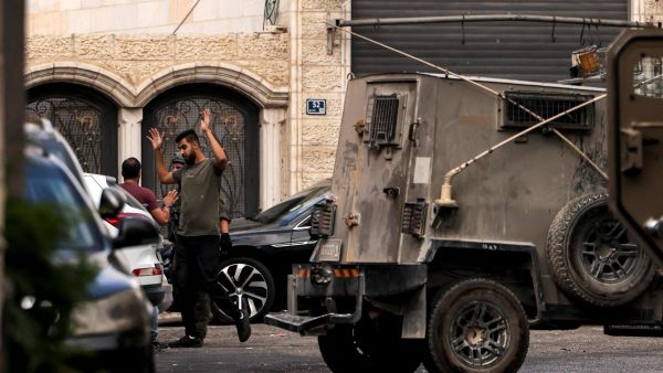 اعتقالات في مدينة الخليل جنوب الضفة الغربية