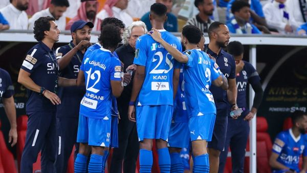 Hilal's Portuguese coach Jorge Jesus instructs his players during the King's Cup final match between Al-Nassr and Al-Hilal at the King Abdullah Sport City Stadium in Jeddah on May 31, 2024. (Photo by AFP)
