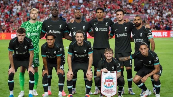 The Liverpool starting 11 pose for a photo before their pre-season friendly match against Manchester United at Williams-Brice Stadium on August 03, 2024 in Columbia, South Carolina. Jacob Kupferman/Getty Images/AFP (Photo by Jacob Kupferman / GETTY IMAGES NORTH AMERICA / Getty Images via AFP)