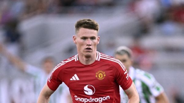 Scott McTominay #39 of Manchester United looks on during the first half against Real Betis at Snapdragon Stadium on July 31, 2024 in San Diego, California. Orlando Ramirez/Getty Images/AFP (Photo by Orlando Ramirez / GETTY IMAGES NORTH AMERICA / Getty Images via AFP)