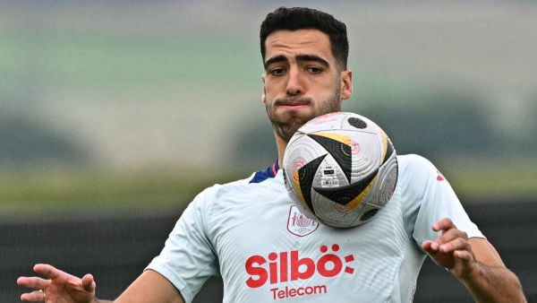Spain's midfielder #06 Mikel Merino controls the ball during a training session at the team's base camp in Donaueschingen, on July 10, 2024, during the UEFA Euro 2024 championship. (Photo by JAVIER SORIANO / AFP)
