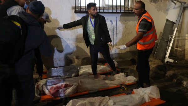 الإحتلال يواصل ارتكاب المجازر في قطاع غزة