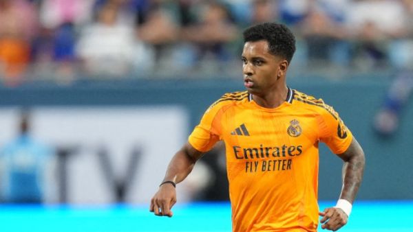 Rodrygo #11 of Real Madrid moves the ball against Chelsea during a pre-season friendly match at Bank of America Stadium on August 06, 2024 in Charlotte, North Carolina. Grant Halverson/Getty Images/AFP (Photo by GRANT HALVERSON / GETTY IMAGES NORTH AMERICA / Getty Images via AFP)
