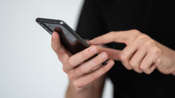 Shutterstock Swiping