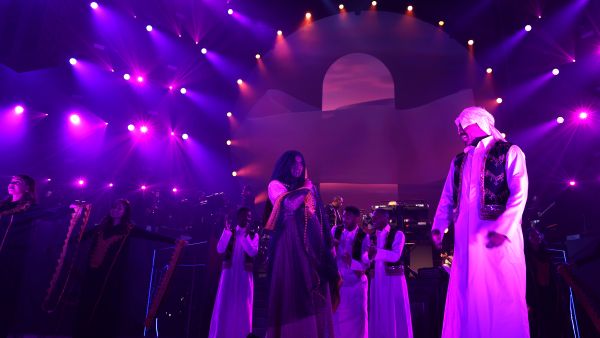 Burgan Bank Concludes its Sponsorship of the Musical Extravaganza “Feykom Tarab? Sukkar Zeyada!”