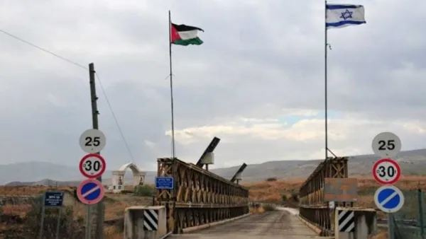إسرائيل تحفر خندقا على حدود الأردن