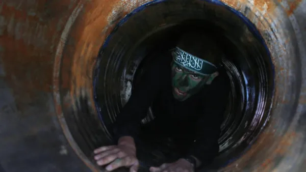 Al-qassam Soldier in hams tunnels